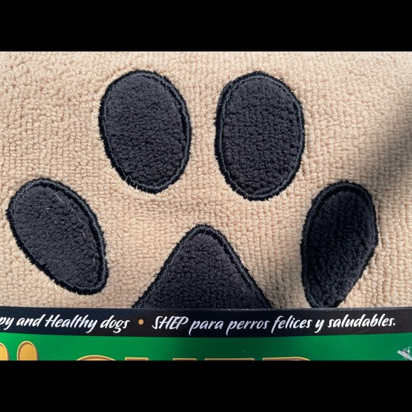 New in package. Shep pet mitt and Shep pet towel. - Picture 3 of 4